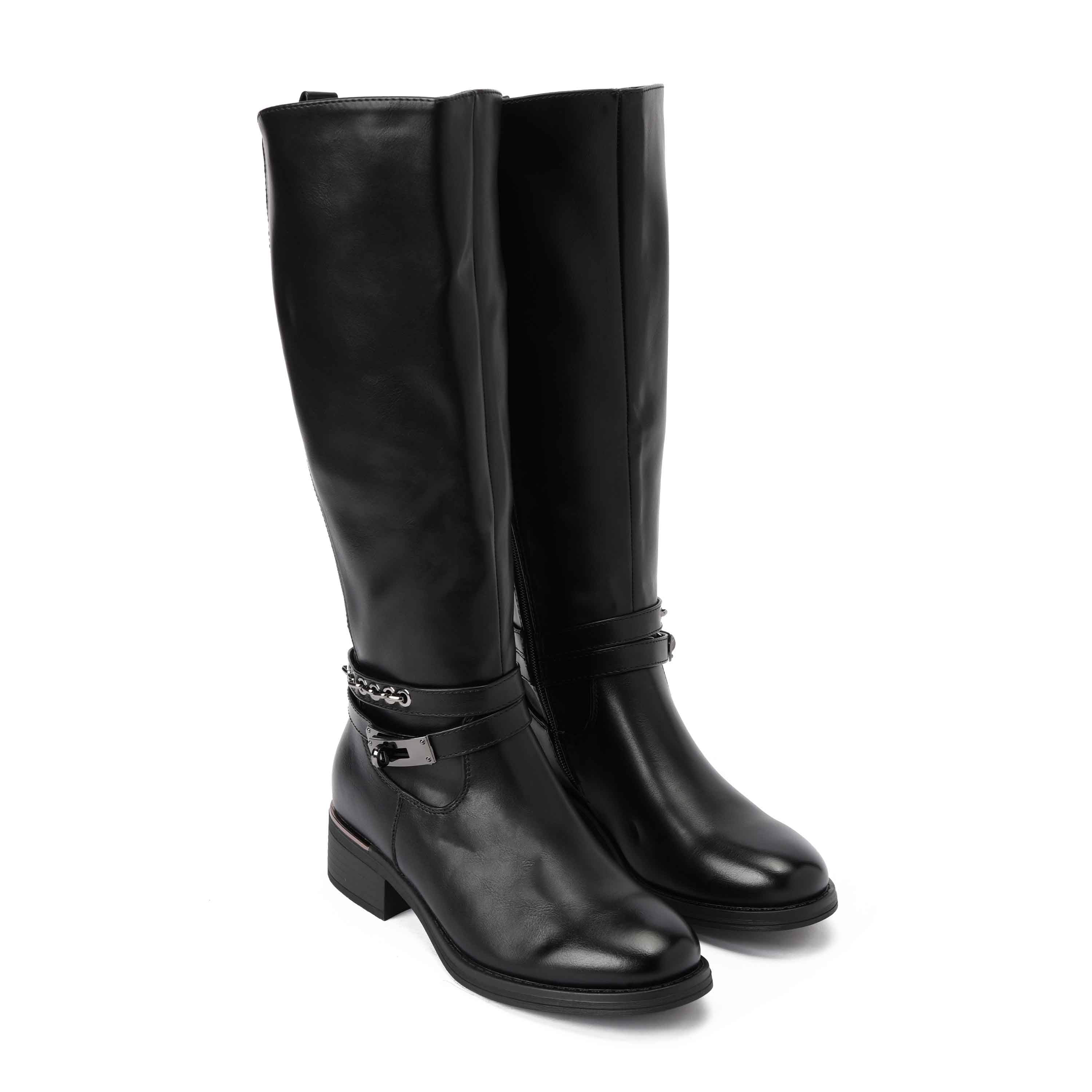 Boot P-13