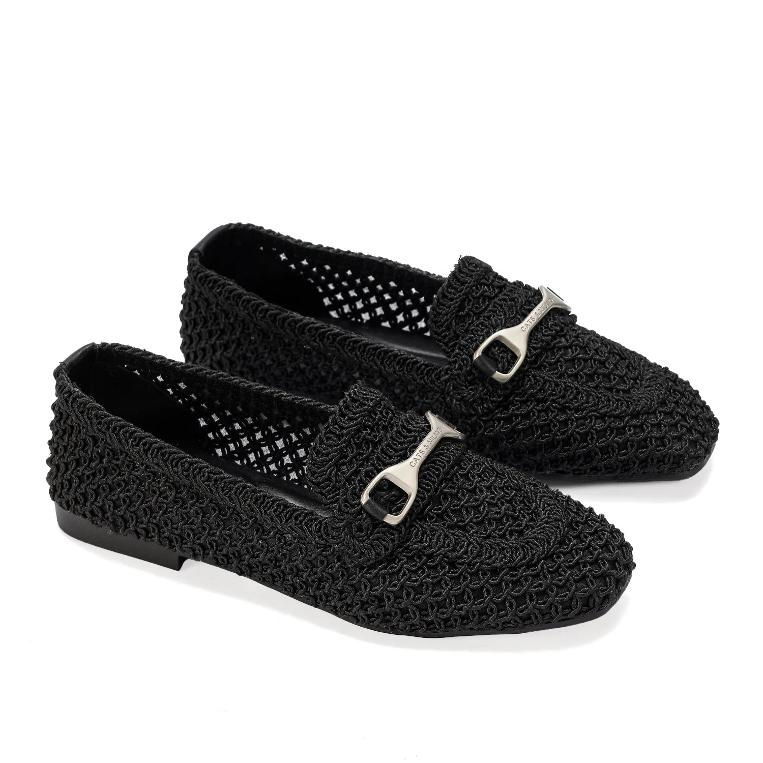 CA243 Black