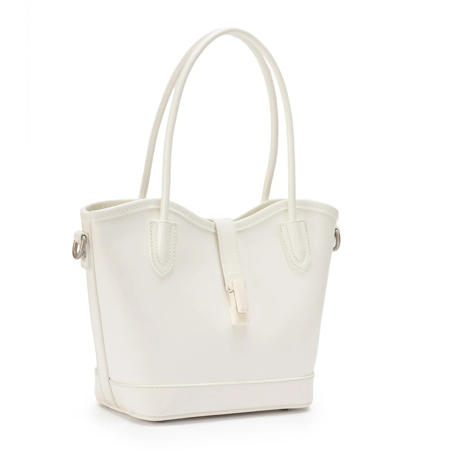 MA1542 White
