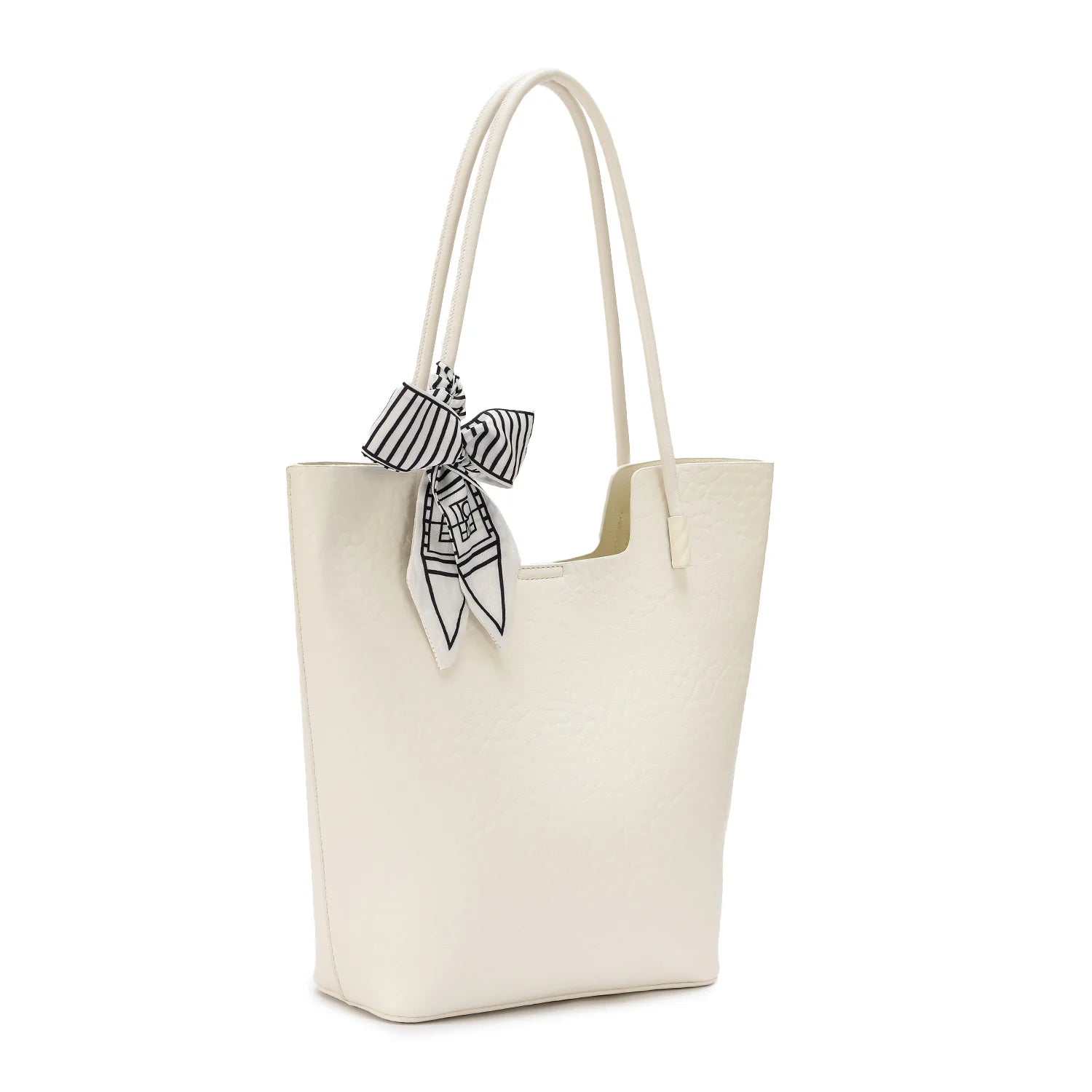 MA1791 White