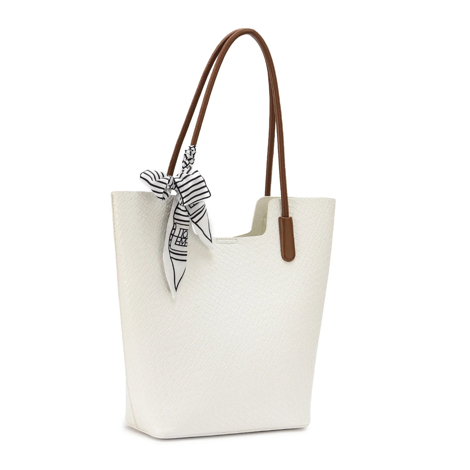 MA1792 White